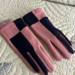 Boutique pink and navy gloves.